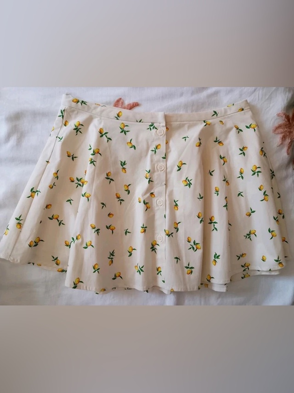 Zara lemon print cream  Lemon Print Button-Front Flared hem Mini Skirt XS